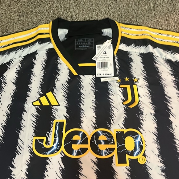 Adidas Juventus Jeep Jersey - Picture 3 of 4